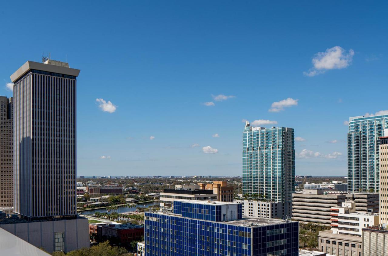 Hyatt House Tampa Downtown Hotel Exterior photo